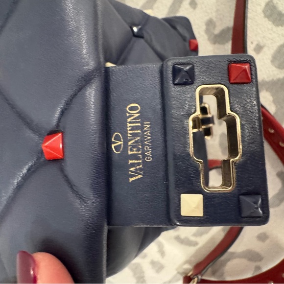 Valentino Garavani Candystud Top Handle Bag Leather Mini - Picture 13 of 17